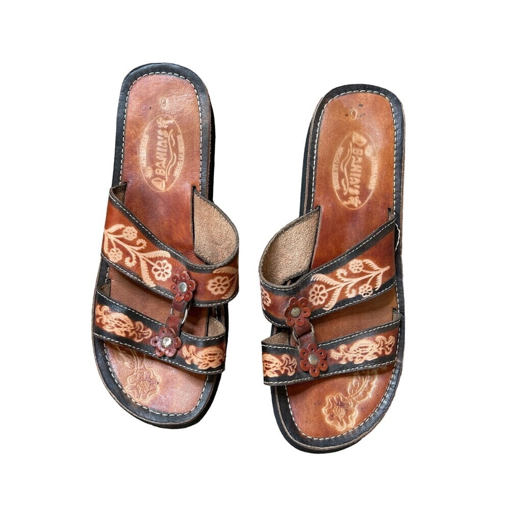Bania's flats sandals leather tooled rubber bottom made in Mexico 2 strap SZ 6